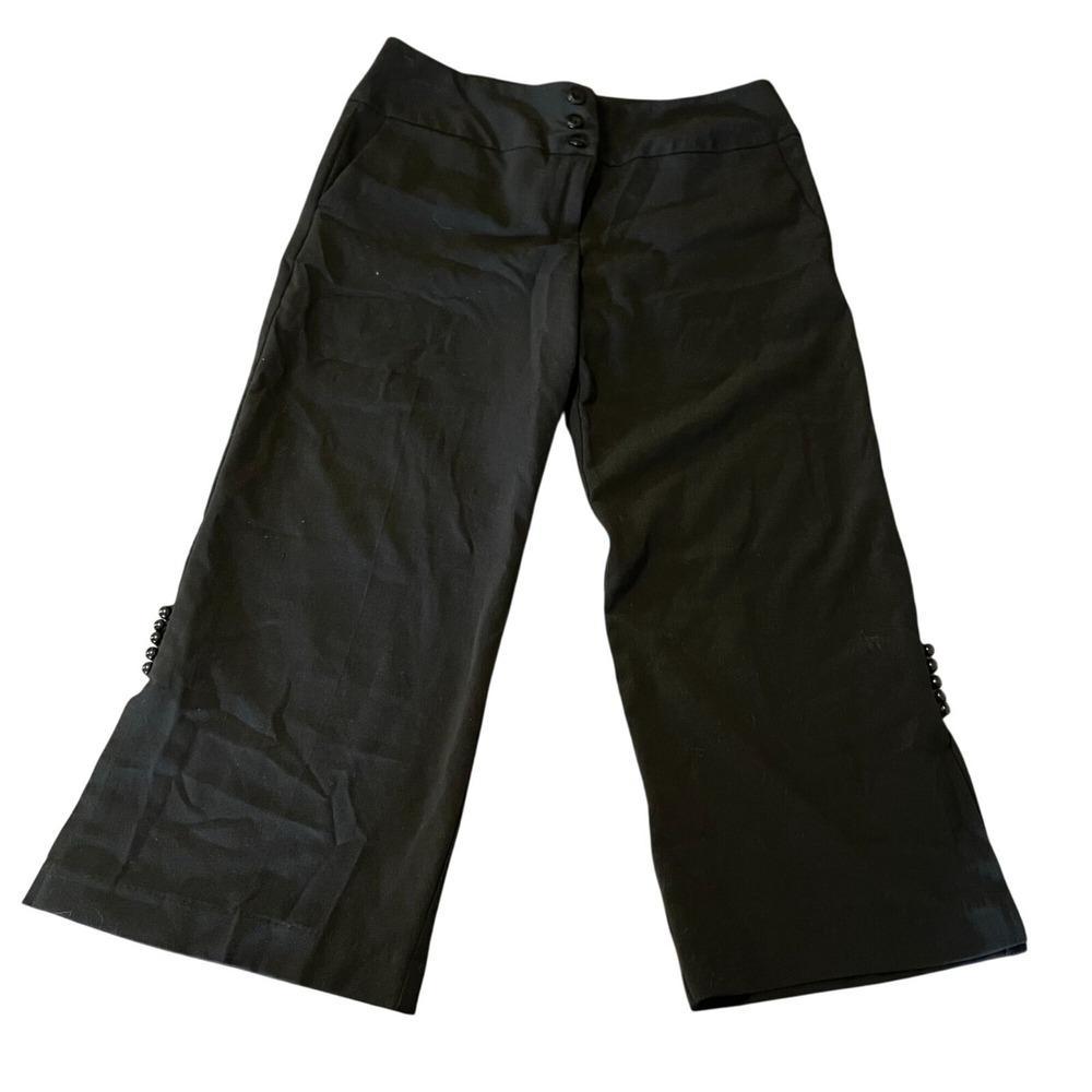 Black Wide-Leg Cropped Pants With Button Details - Size 7